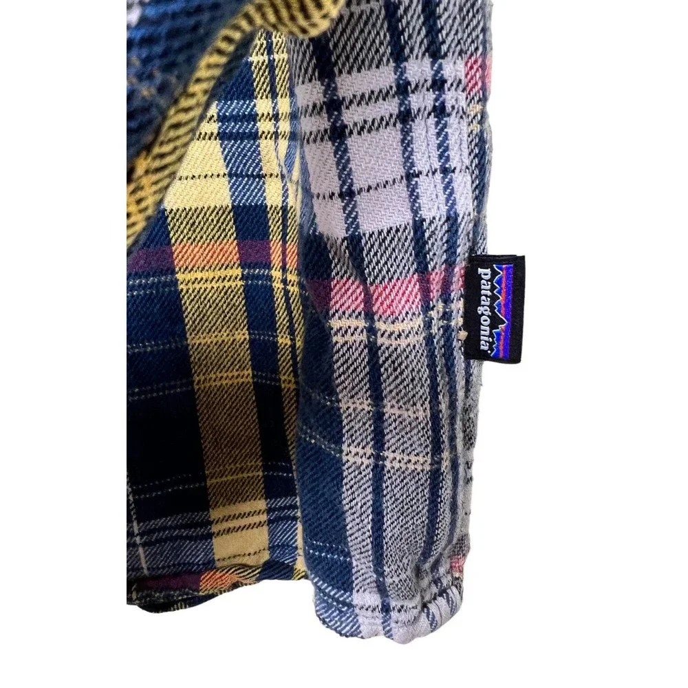 Patagonia Organic Cotton Plaid Flannel‎ Men’s Size Medium